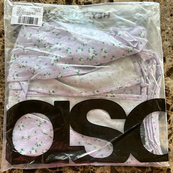 Lilac Tea Blouse Angel Sleeve Twist Front Peplum Hem Size 2 - Picture 2 of 6